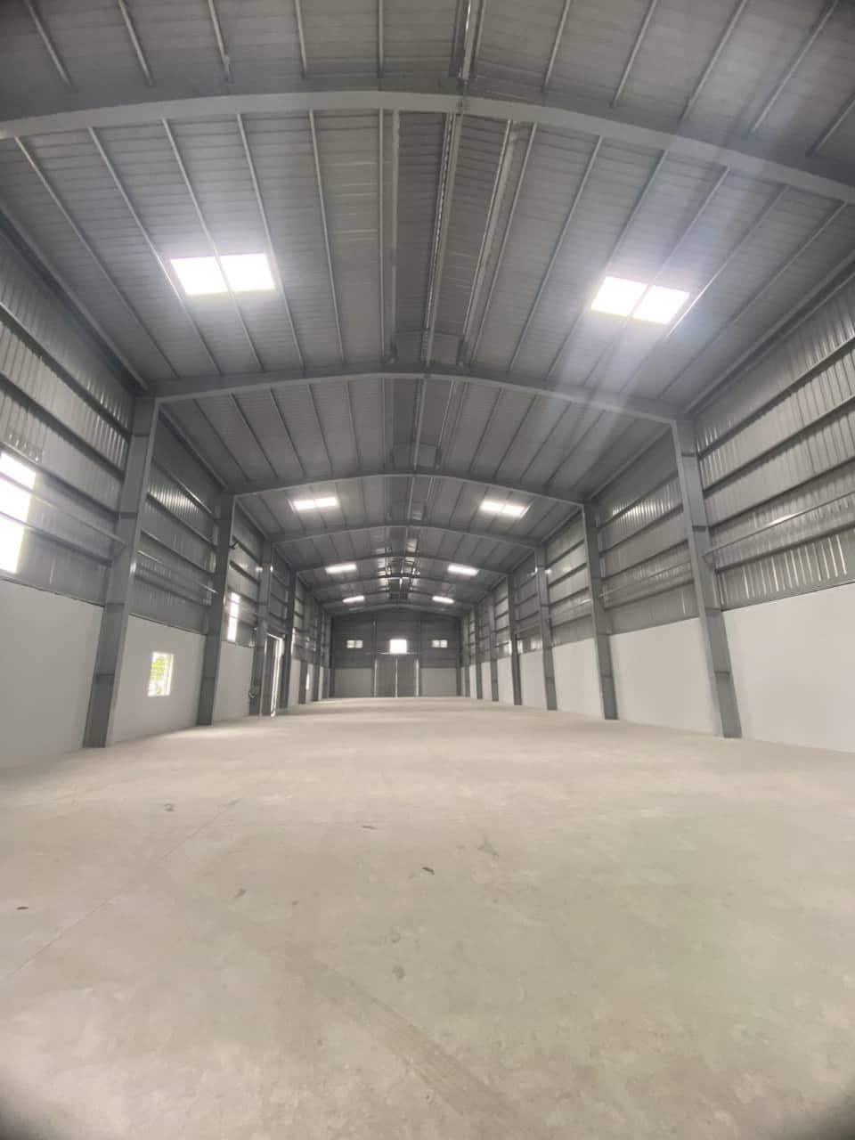 TOPLAND cho thuê 1500 m2 xưởng xây dựng mới toanh tại QL5, Hải Phòng