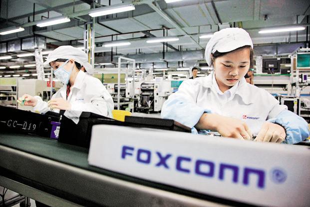 'Đỏ mắt' tìm công nhân sản xuất iPhone cho Apple