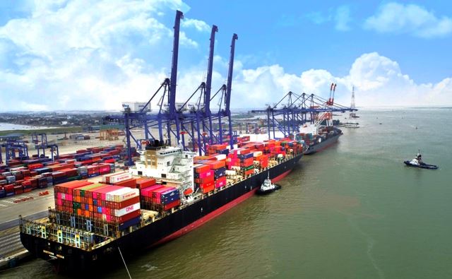 DOANH NGHIỆP VIỆT NAM ĐANG TRỞ LẠI ĐƯỜNG ĐUA XUẤT KHẨU