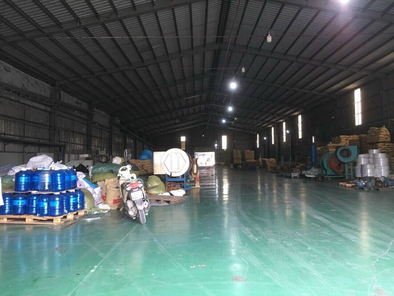 Cho thuê 1000 m2 kho chứa hàng tại Hồ Chí Minh