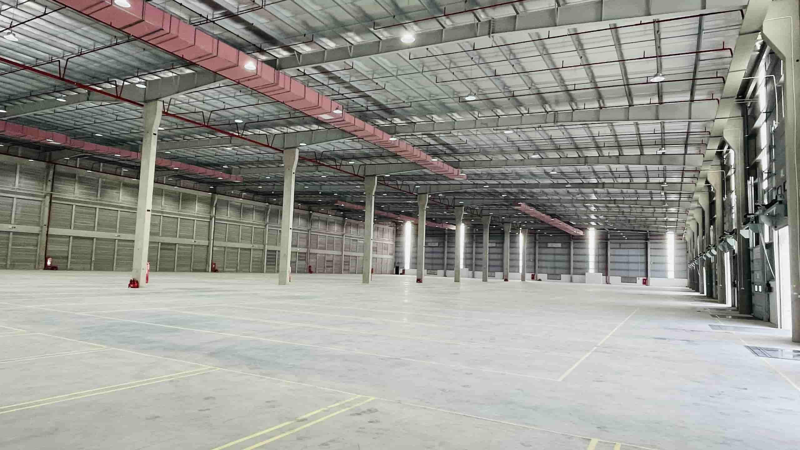 TOPLAND cho thuê 8100 m2 kho hạng A có thể tách nhỏ kho tại Yên Mỹ, Hưng Yên. 