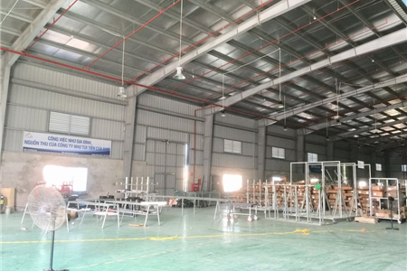 Cho thuê 300 m2 nhà xưởng trong KCN tại Hà Nội